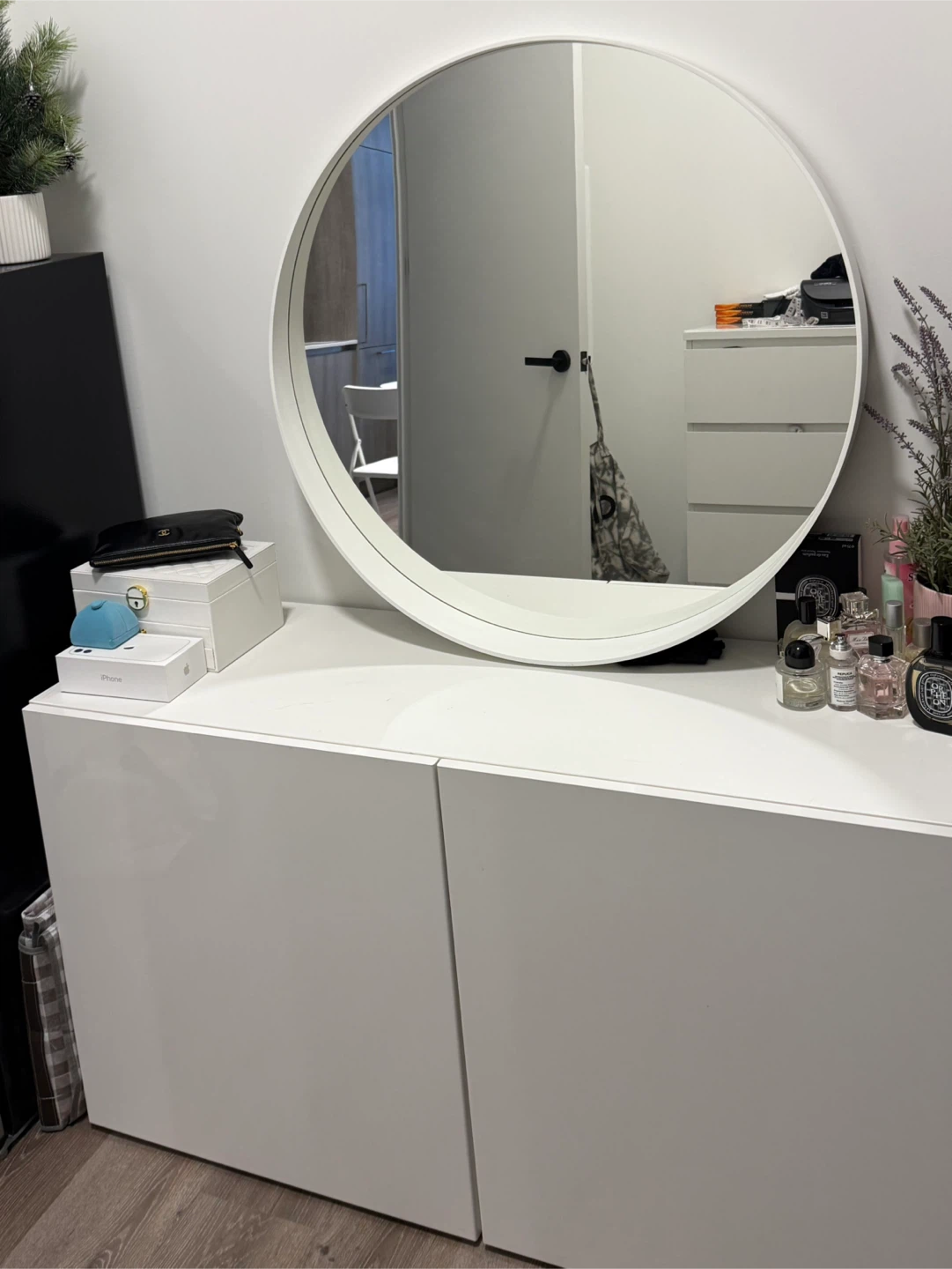 IKEA BESTÅ Storage Units - photo 2