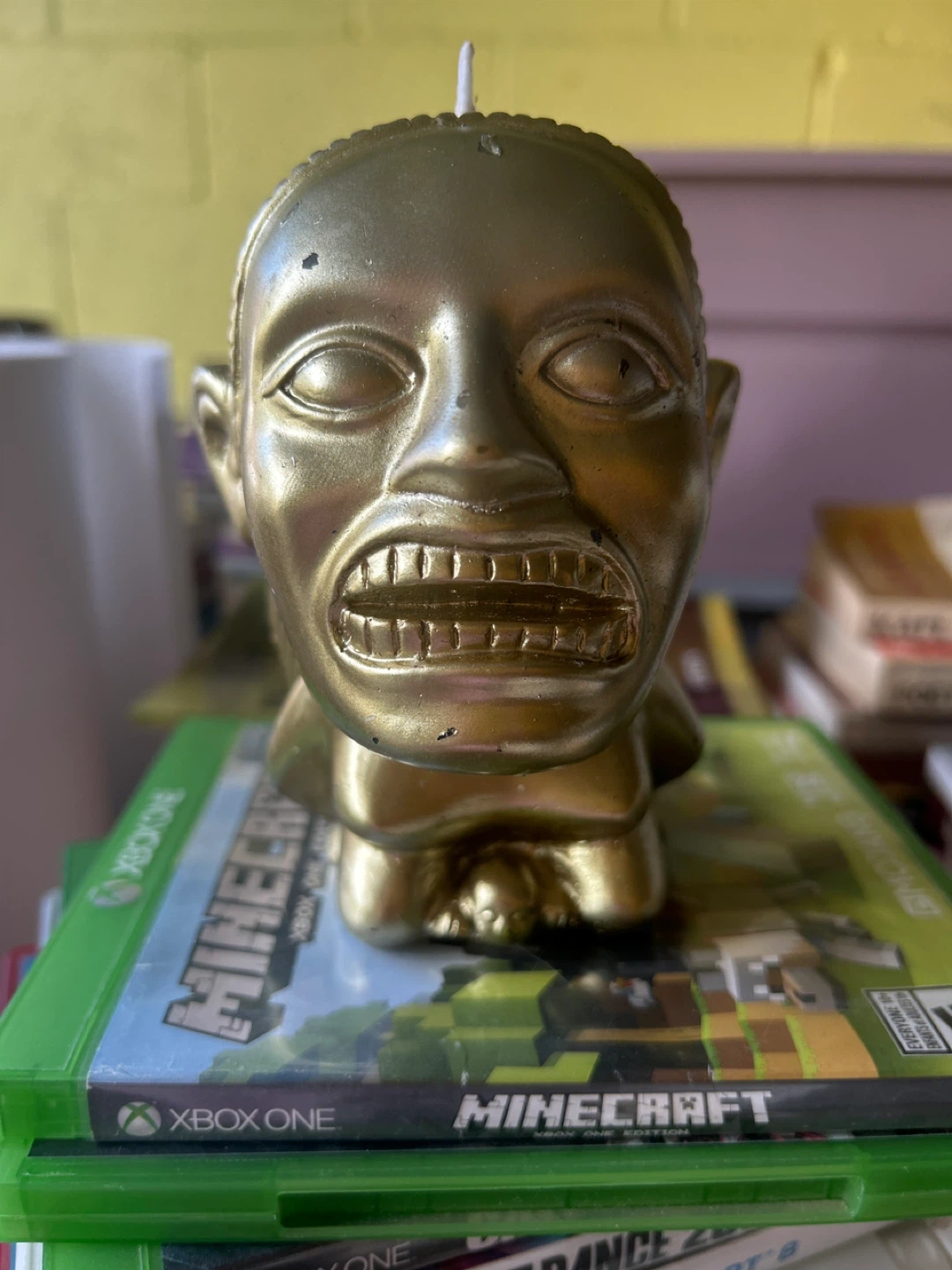 The Chachapoyan Fertility Idol candle