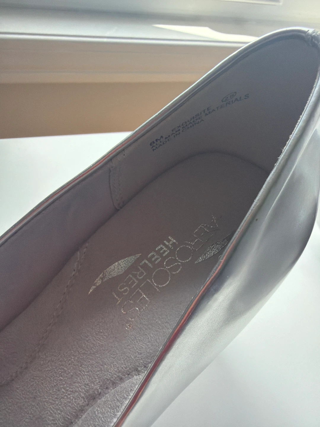 New Aerosoles Silver Heels Size 8 - photo 3