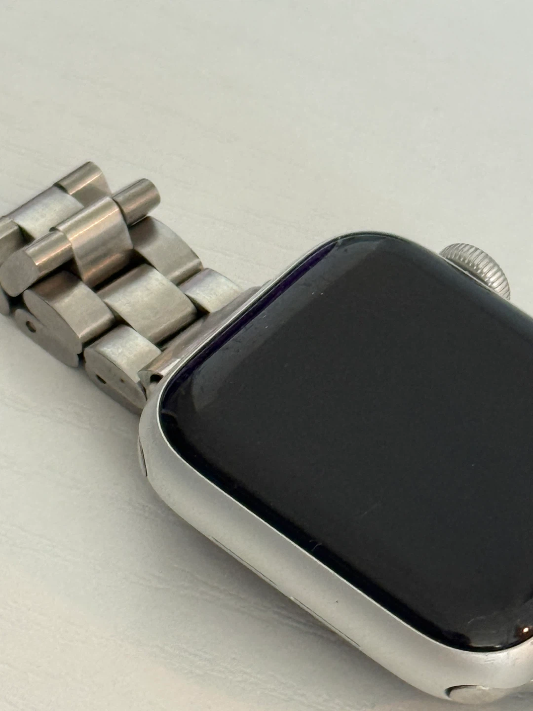 Apple Watch Series 5 (Low Battery Health 66% / Heavily Used) - photo 3