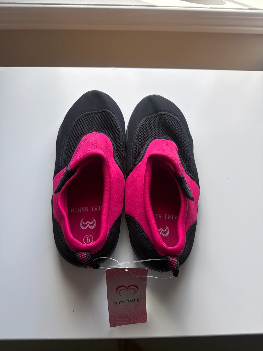Mimi Mango Ladies Water Shoes Size 9