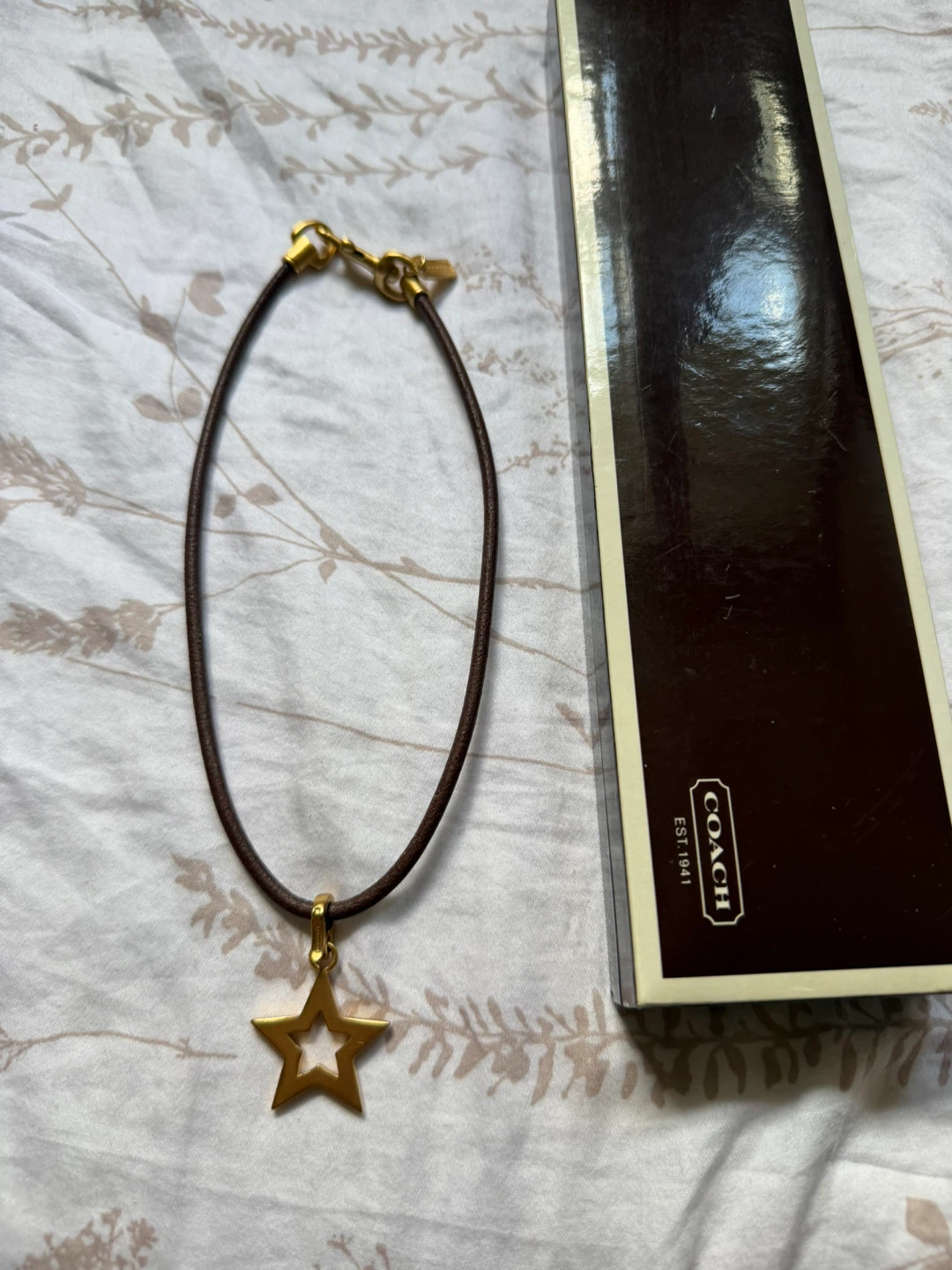 Rare Vintage Coach Star Pendant Chocker Necklace