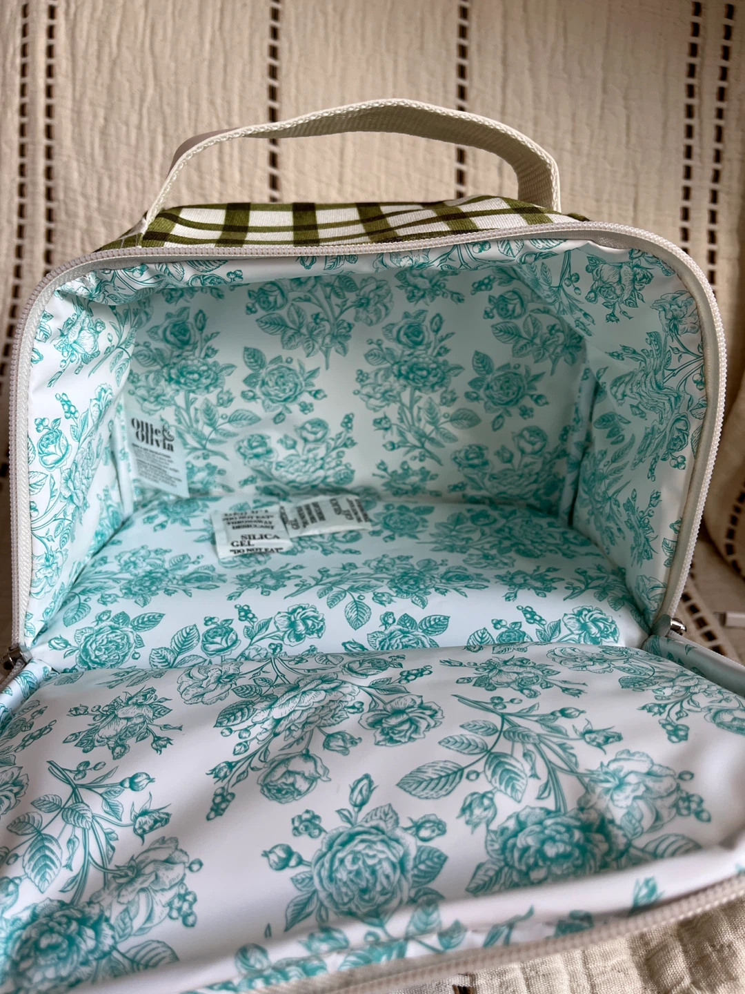 Ollie & Olivia Plaid Lunch Box - photo 2