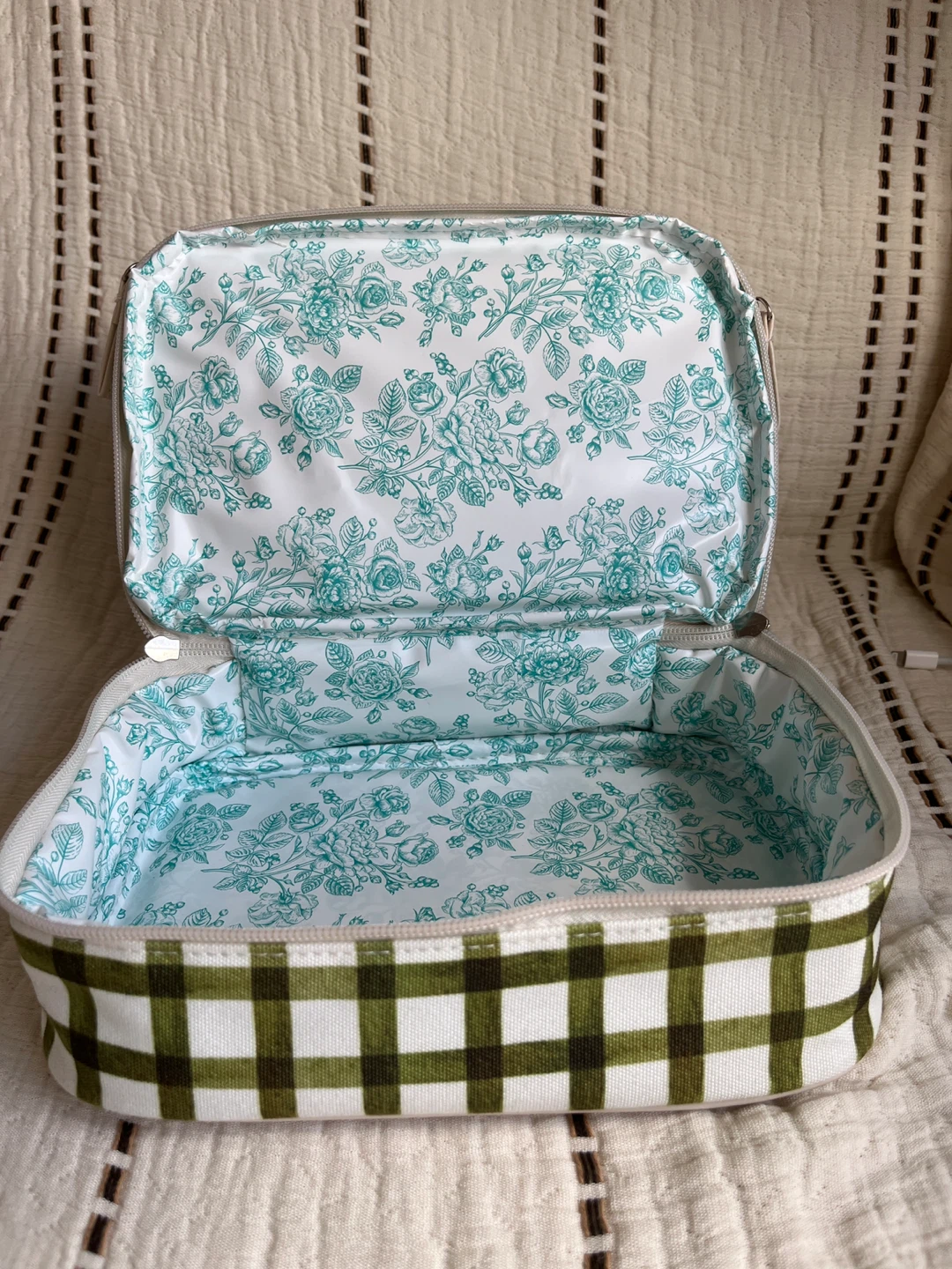 Ollie & Olivia Plaid Lunch Box - photo 3
