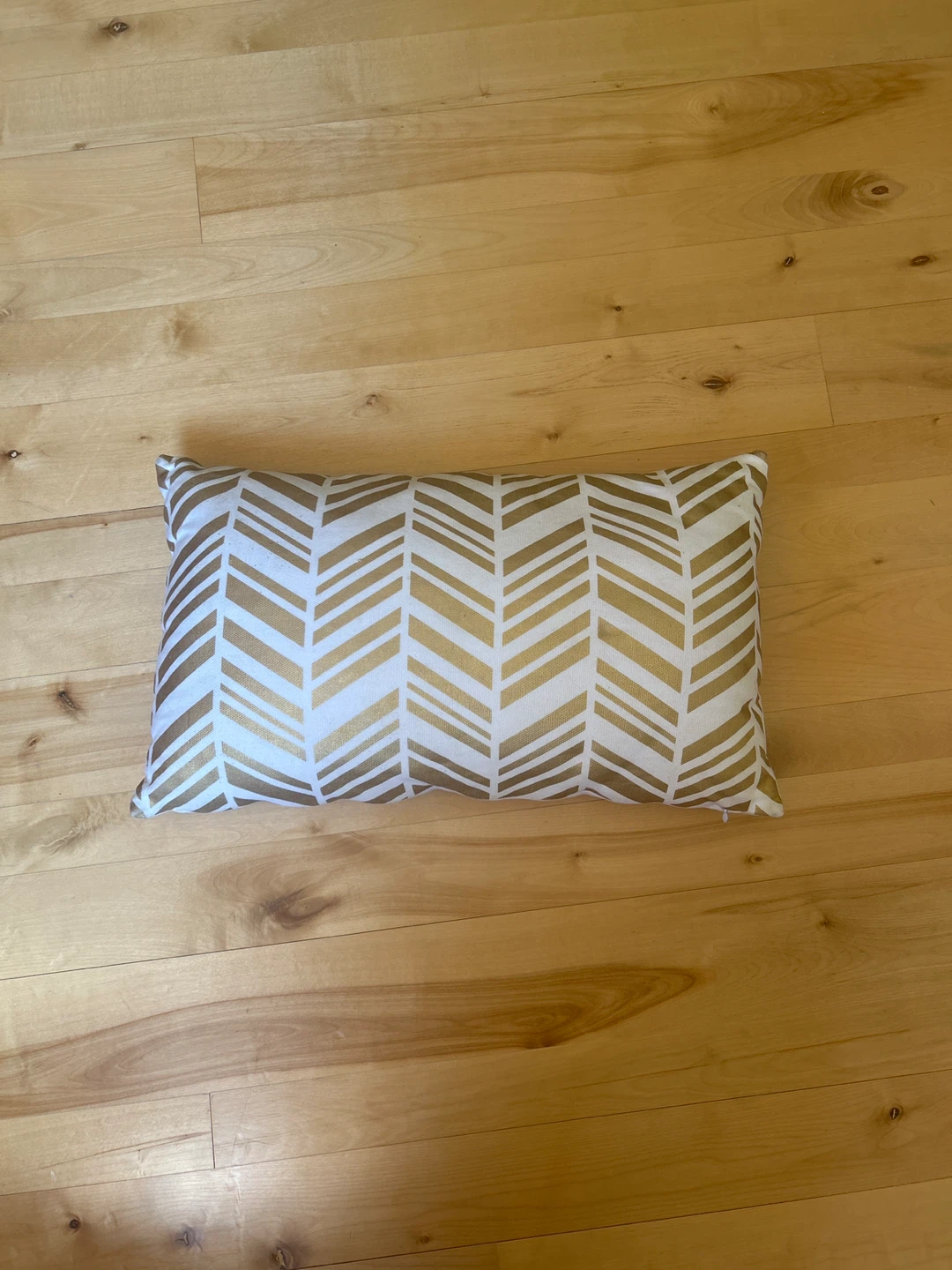 Decorative Lumbar Pillow - White & Gold Herringbone - photo 2