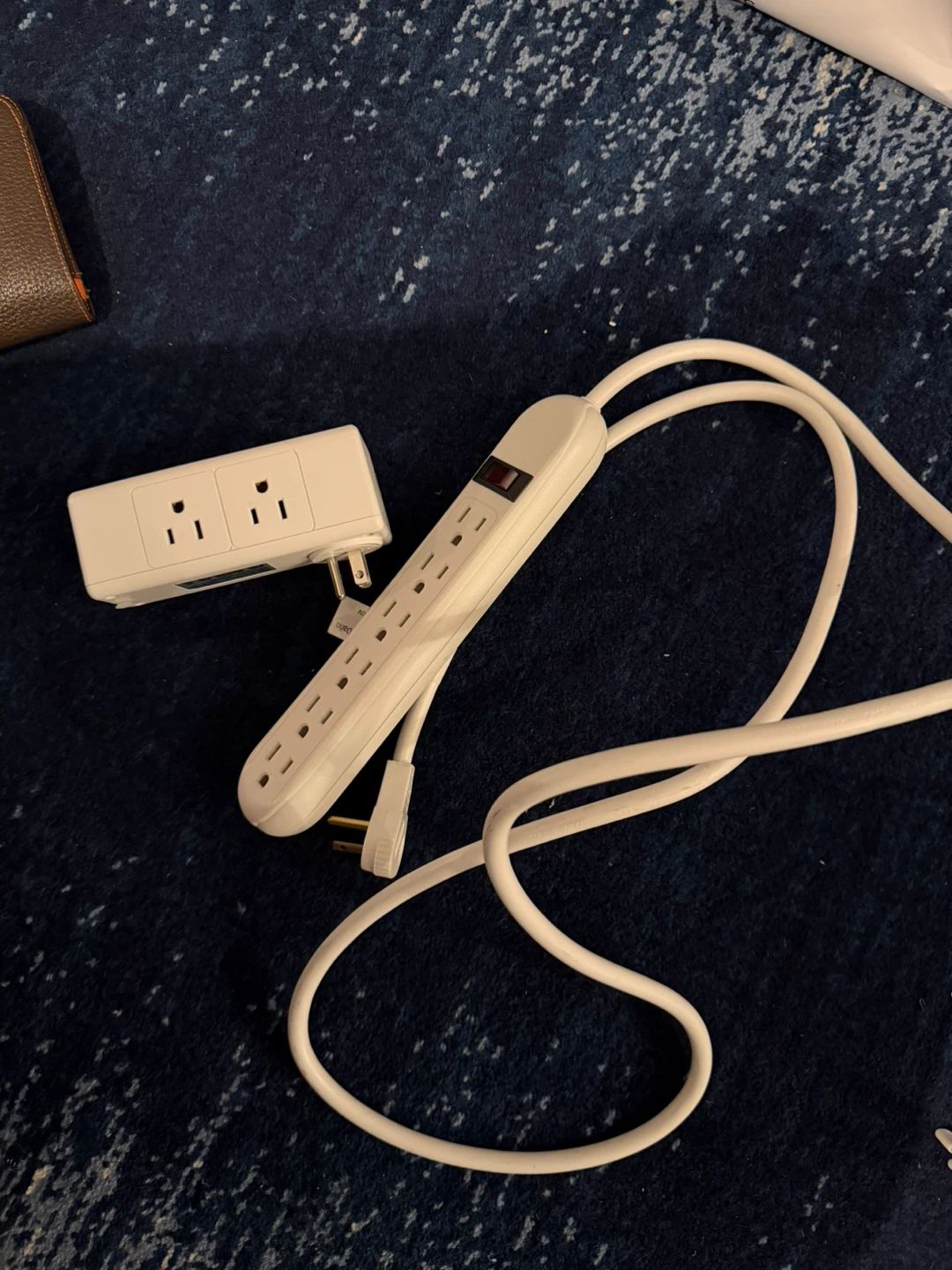 White 6-Outlet Power Strip with 2-Outlet Wall Tap