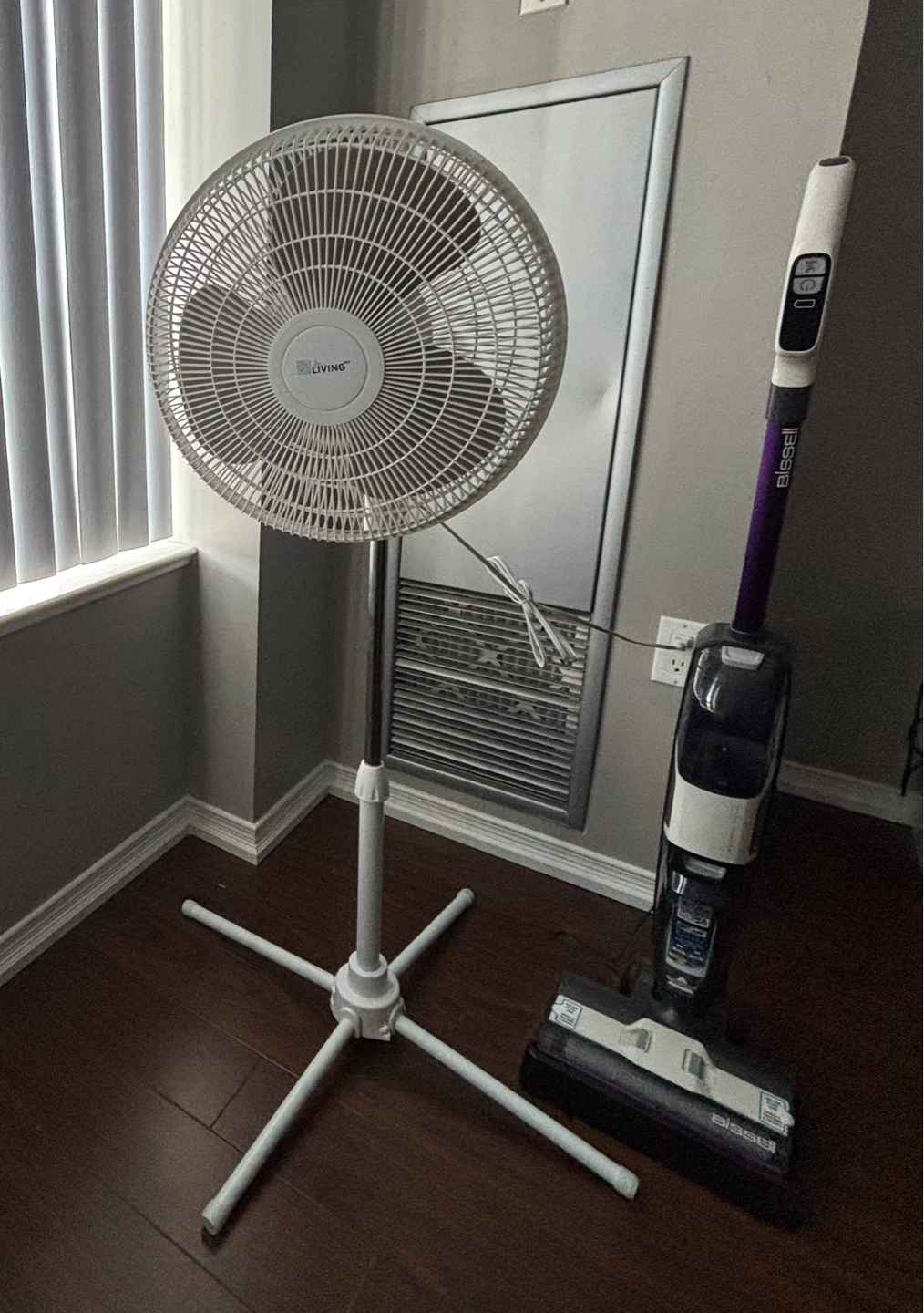 Living Floor Fan - photo 5
