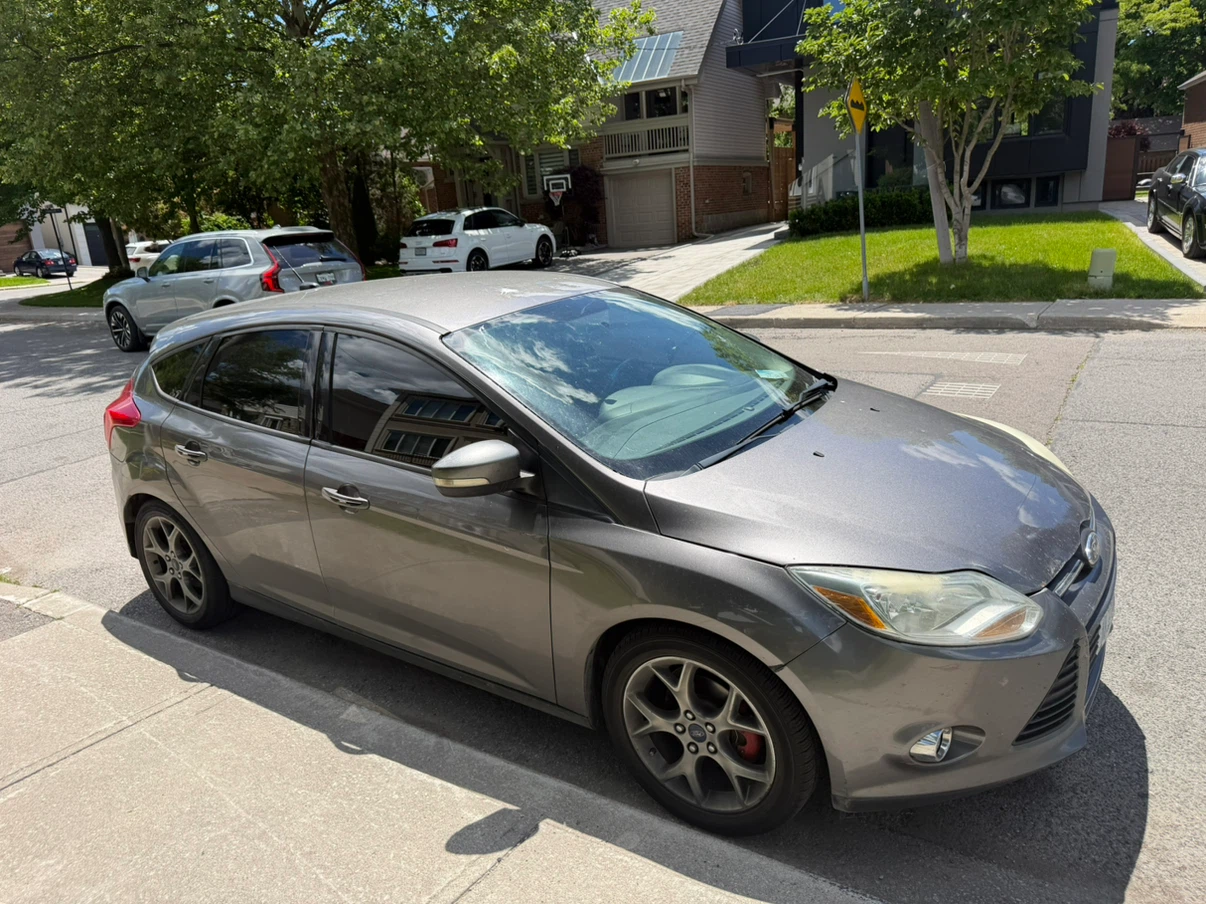 Ford Focus Hatchback - Grey - photo 4