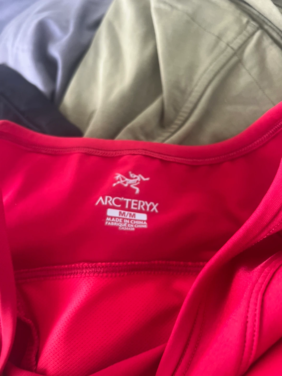 Arc'teryx Red Sleeveless Top M/M - photo 2