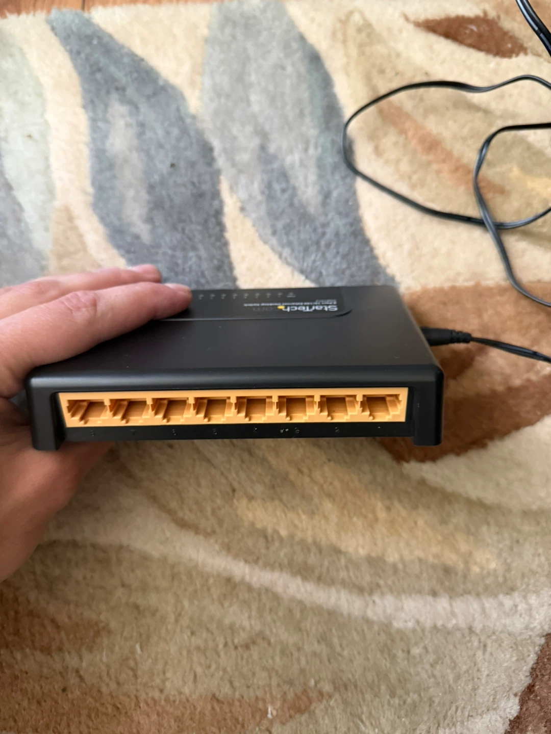 STARTECH 8-PORT FAST ETHERNET - photo 2