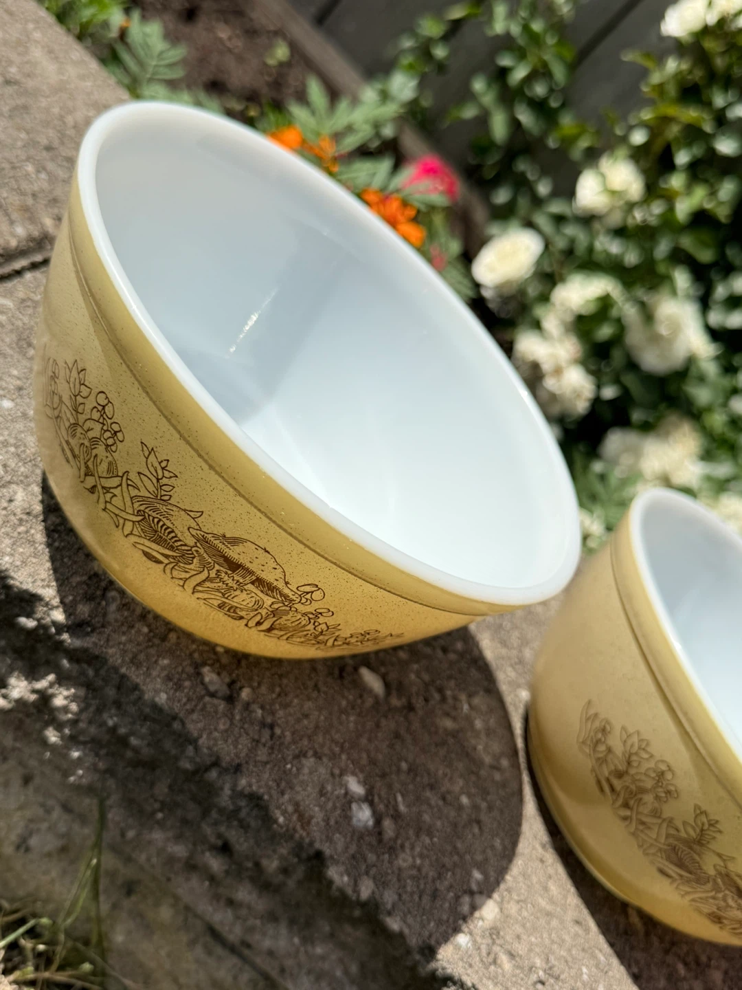 Unused Vintage Pyrex Mushroom Bowls - MINT Cond - photo 4