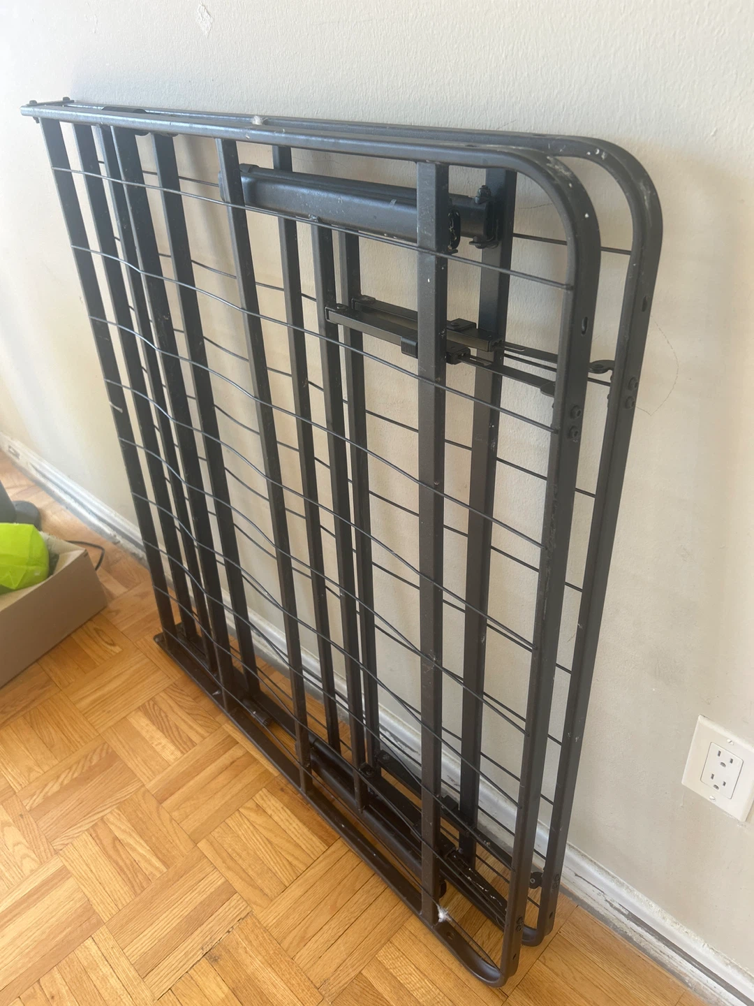 Bed frame - photo 2