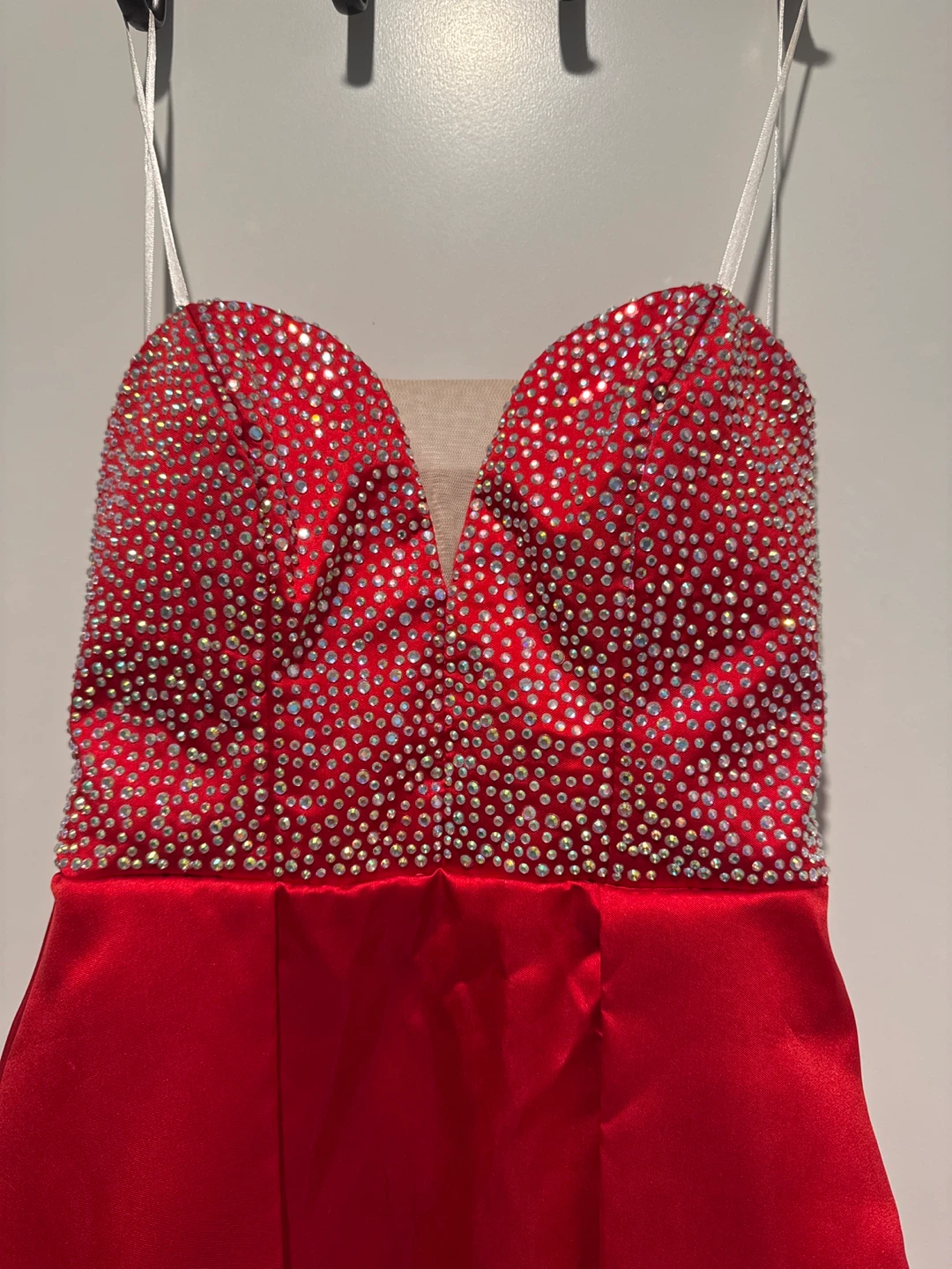 Red Beaded Bodice Formal Gown - photo 3