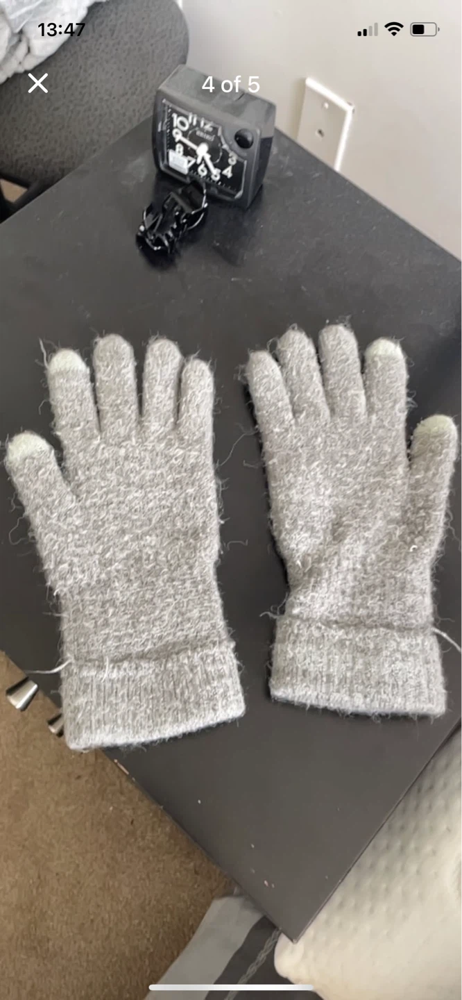 Grey Knit Gloves - photo 4