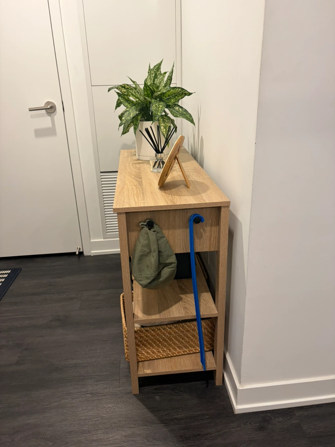 Entryway Console - photo 3