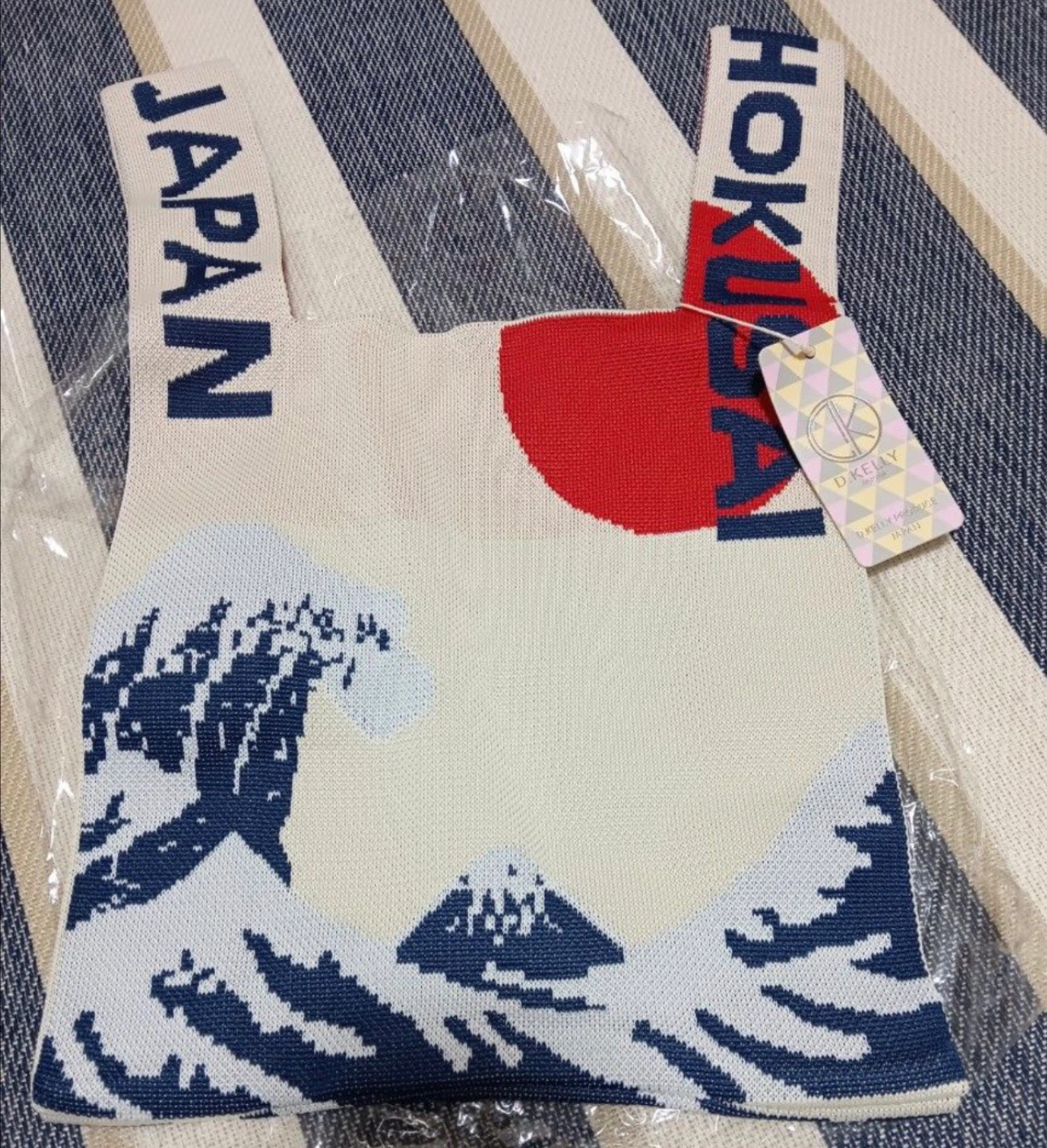 Hokusai "The Great Wave" Knit Tote Bag - photo 3