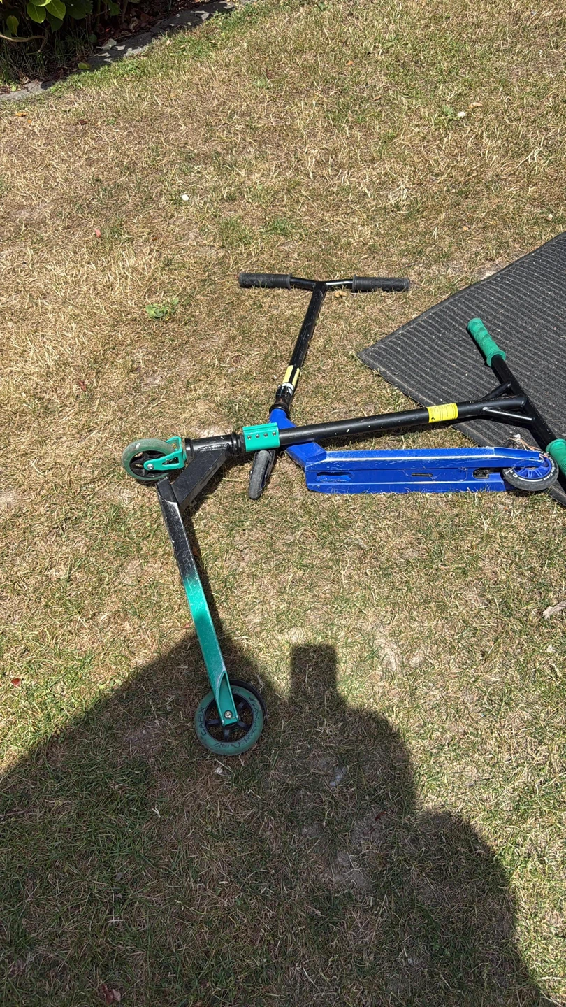 Two Scooters - Blue and Teal/Black