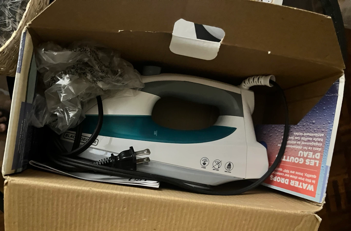 Black+Decker Steam Iron - photo 4