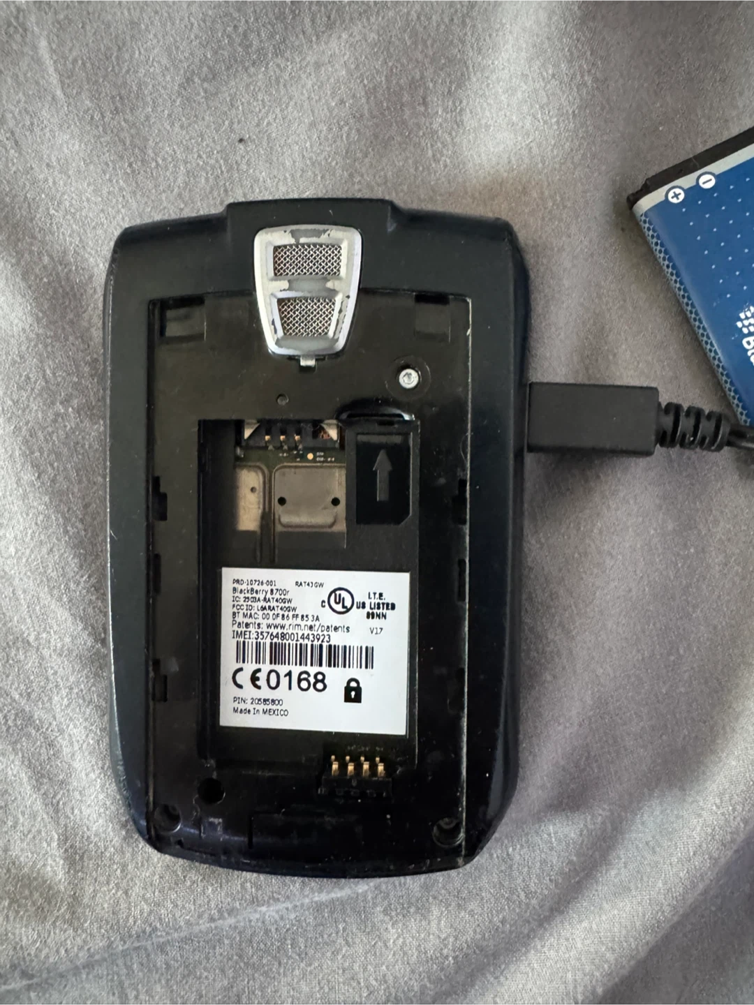 BlackBerry 8700c Smartphone – For Parts or Repair - photo 2