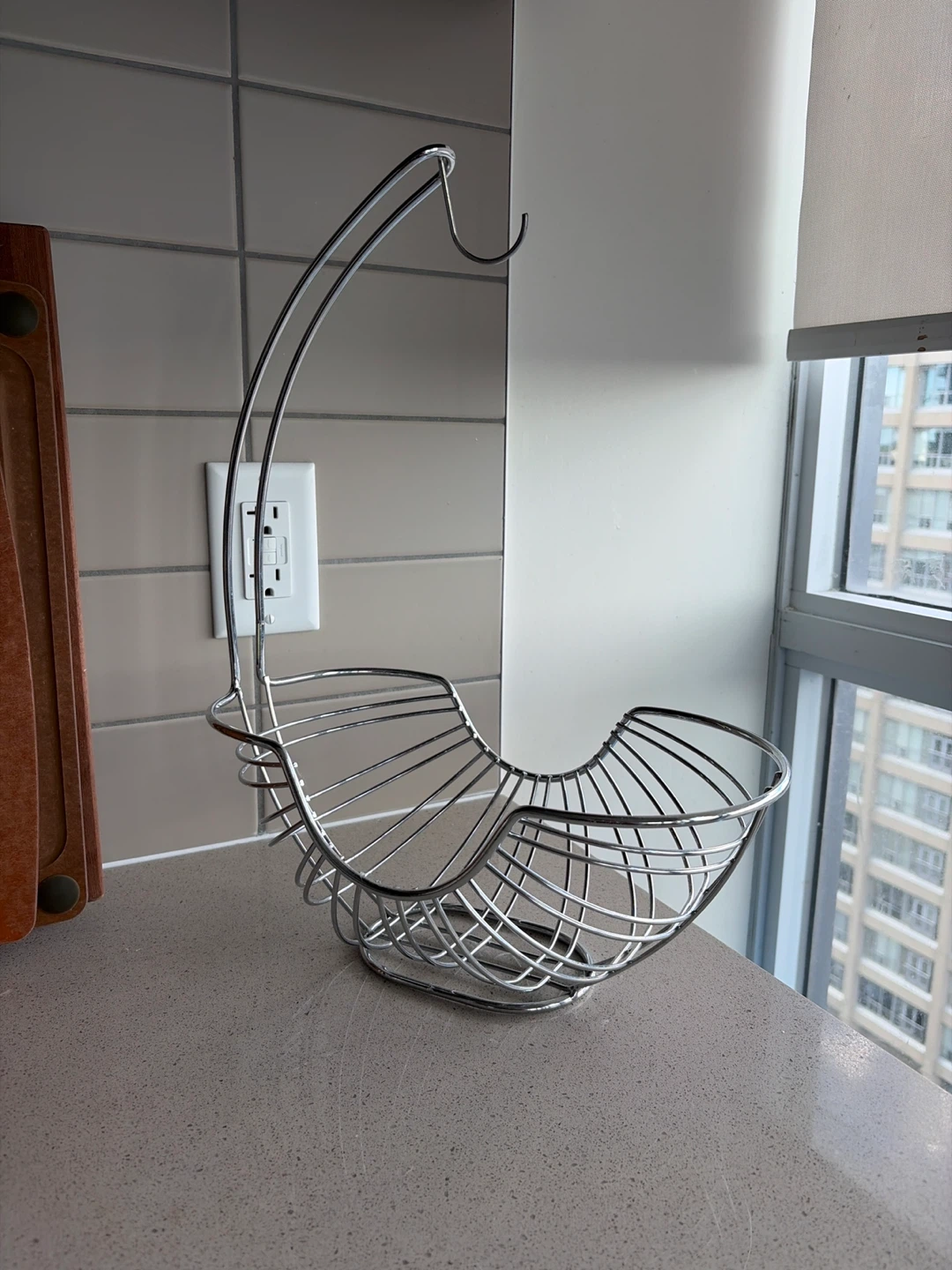 Silver Metal Wire Fruit Bowl with Hook