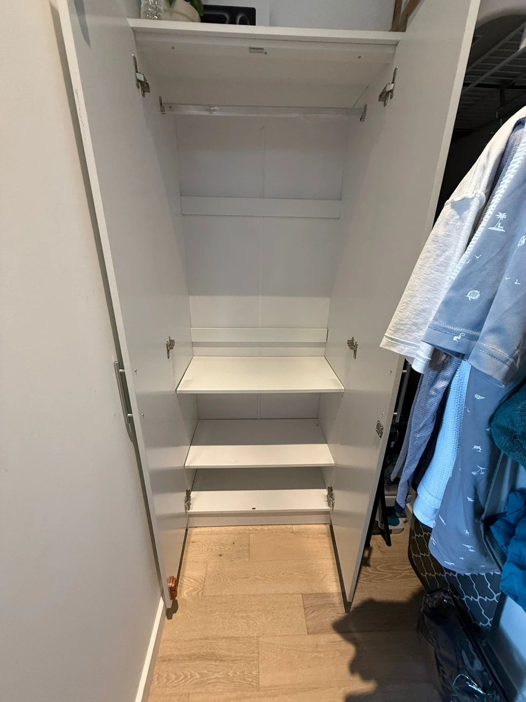 White Two-Door Wardrobe - photo 3