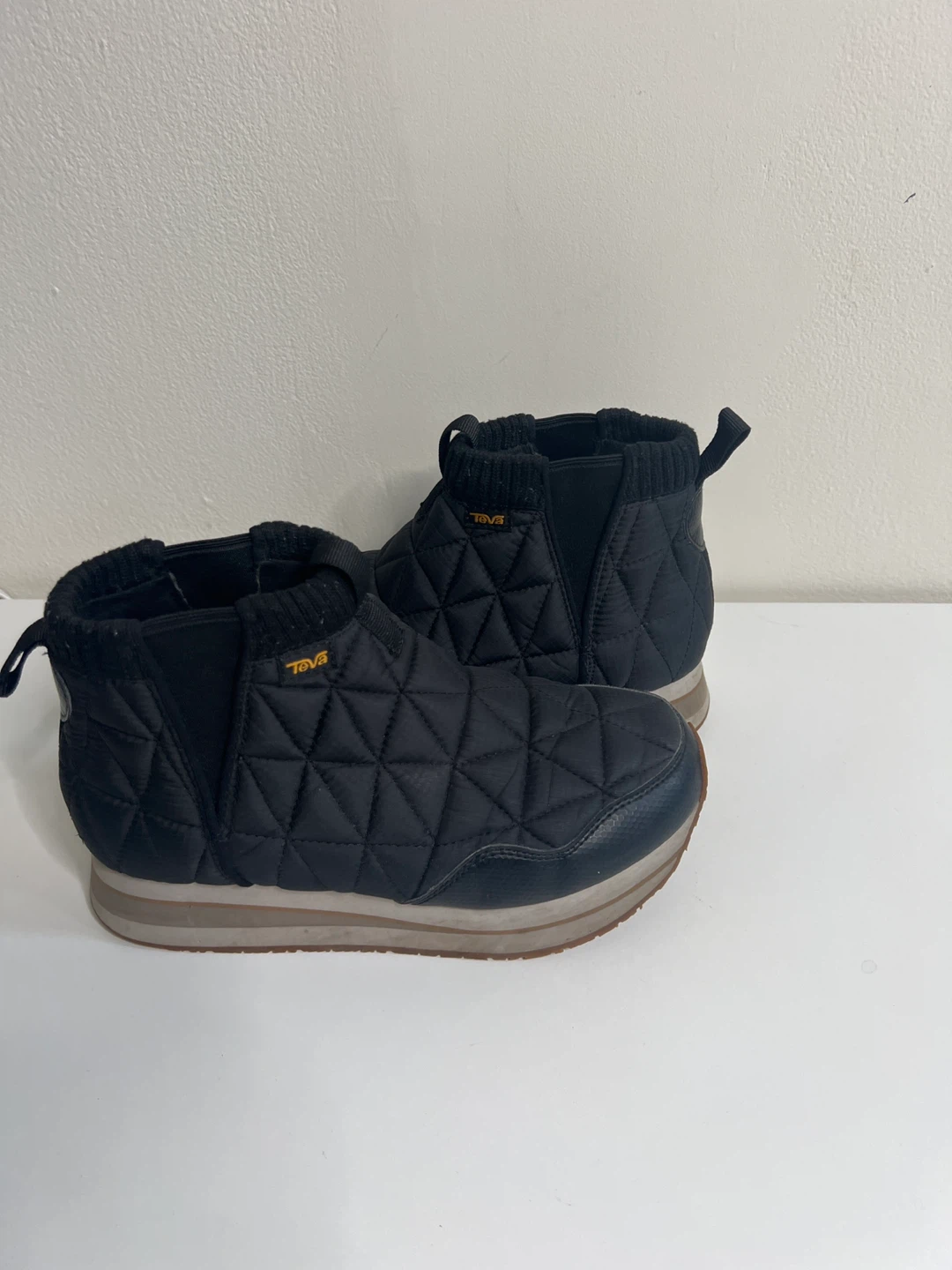 Teva Black Quilted Ankle Boots - photo 2