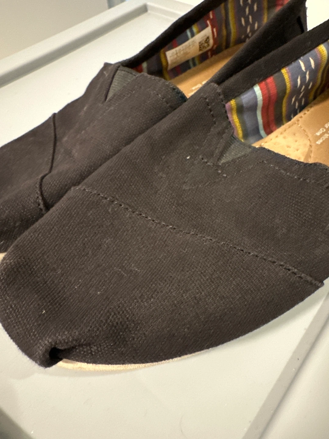 TOMS Black Canvas Shoes - photo 2