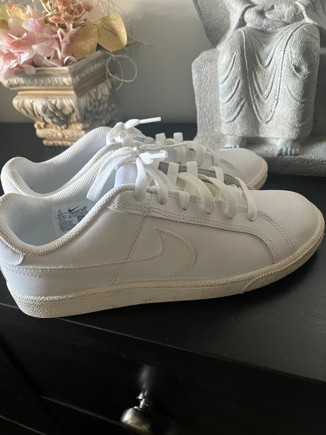 Nike White Leather Sneakers