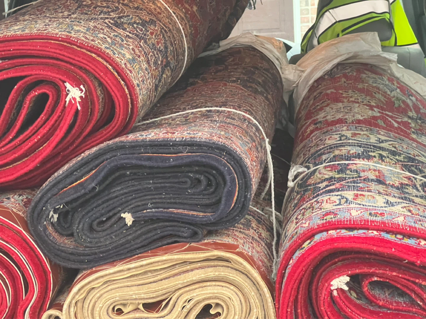 Vintage Oriental Rug - photo 3