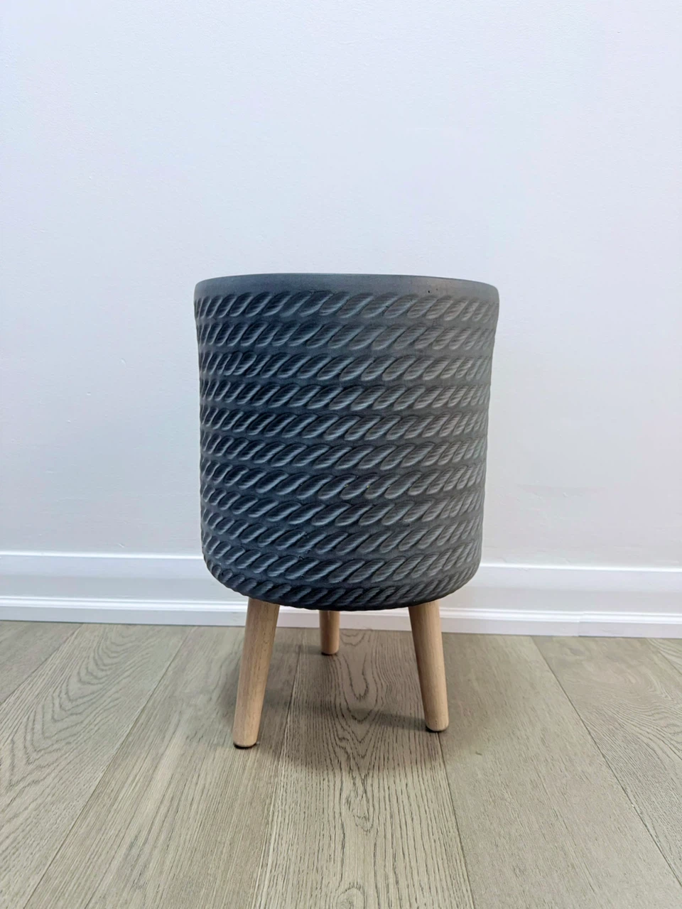 Stylish Grey Planter on Legs, D21 H34 cm