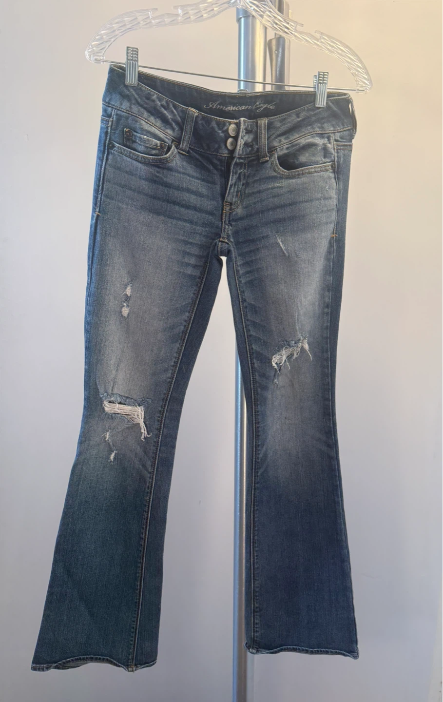 American Eagle "Artist" Flare Jeans - Size 2