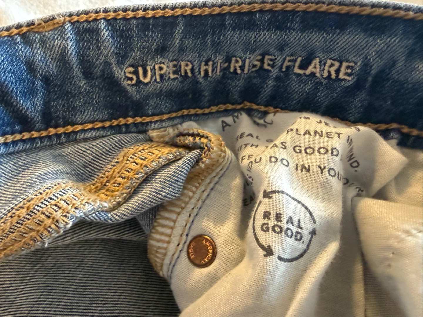 American Eagle Super High Rise Flare Jeans Size 2 - photo 5