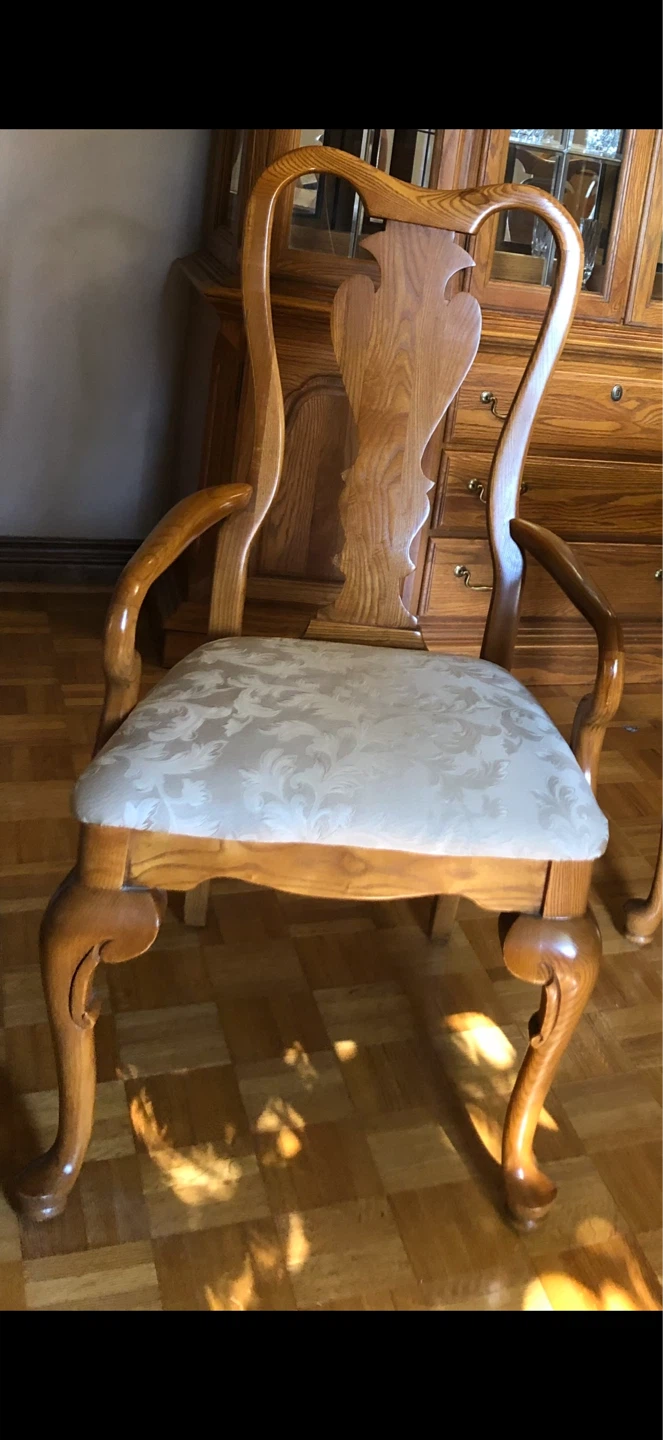 6 Chairs Set ONLY- NO TABLE
