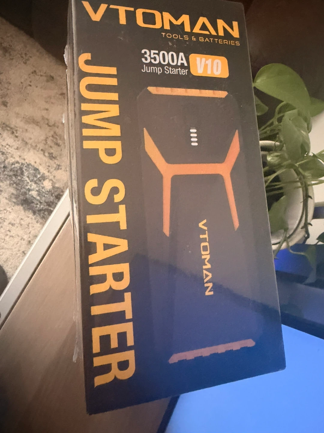 VTOMAN V10 3500A Jump Starter