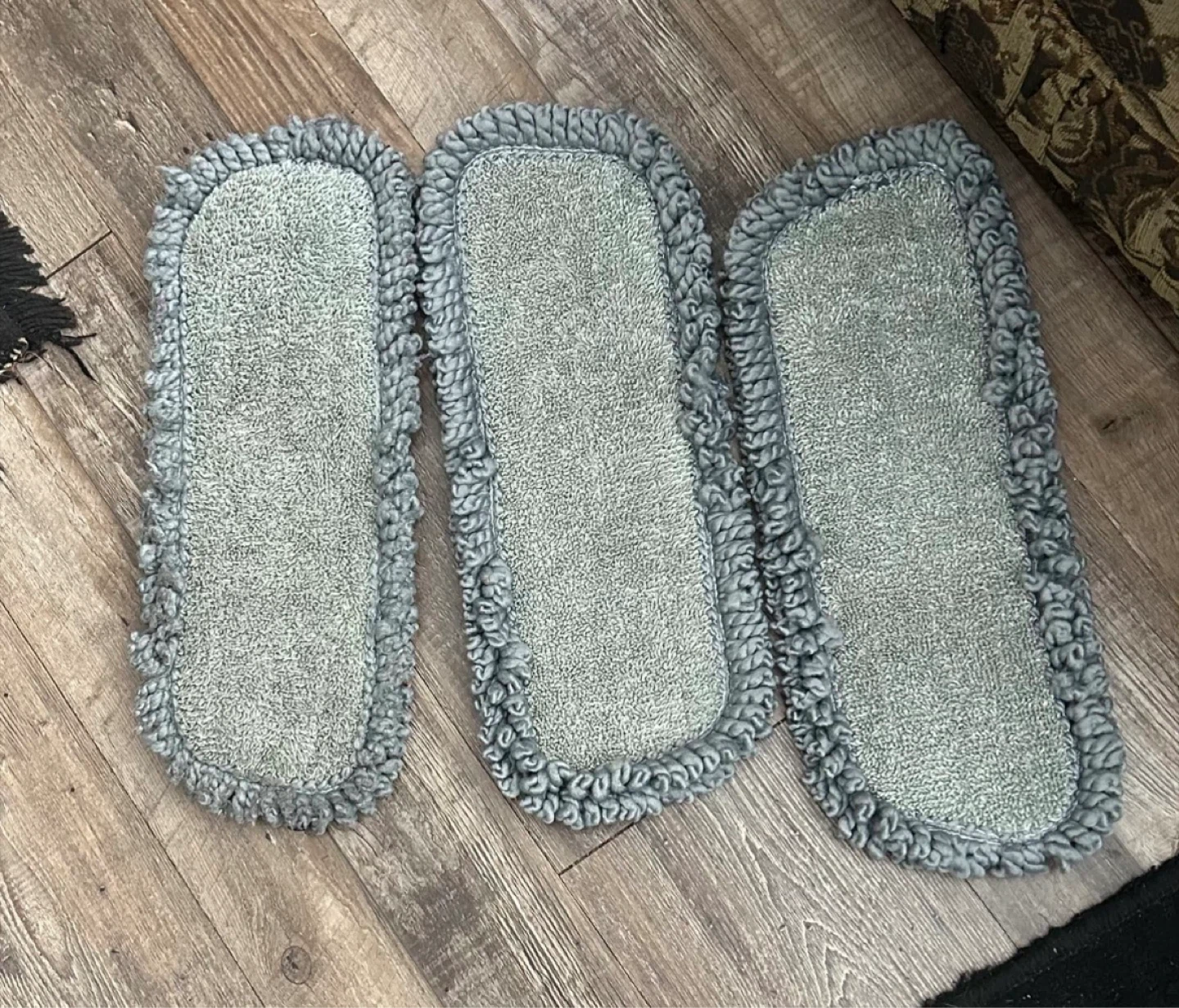 Spray Mop with 3 Replacement Pads - photo 2