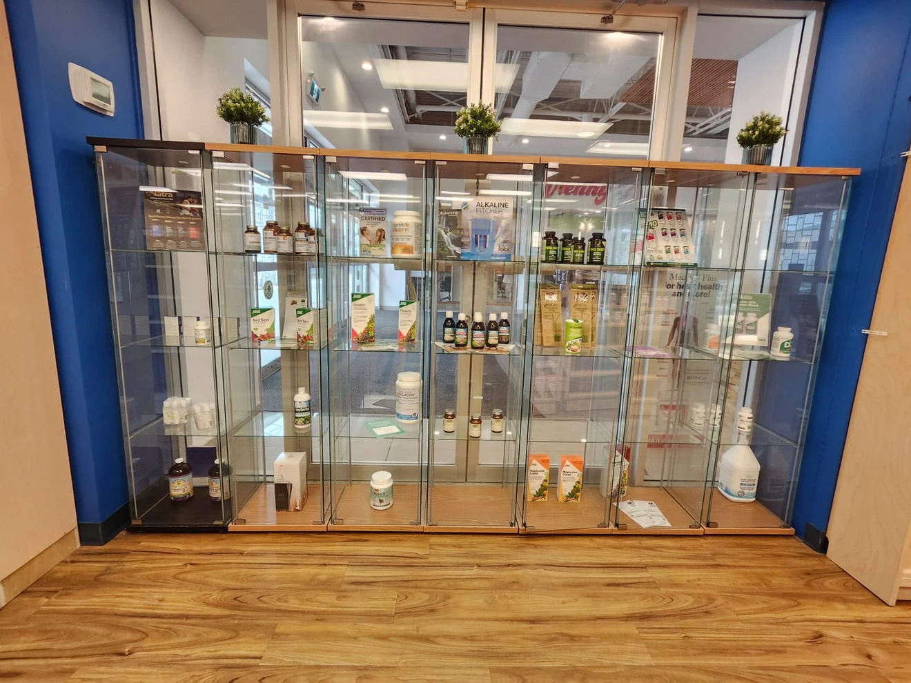 Glass shelf