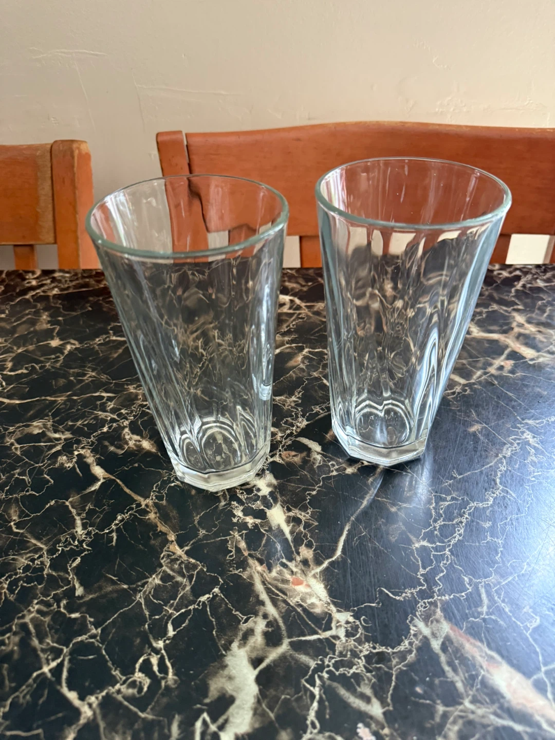 Set of 9 Clear Glass Tumblers - photo 2