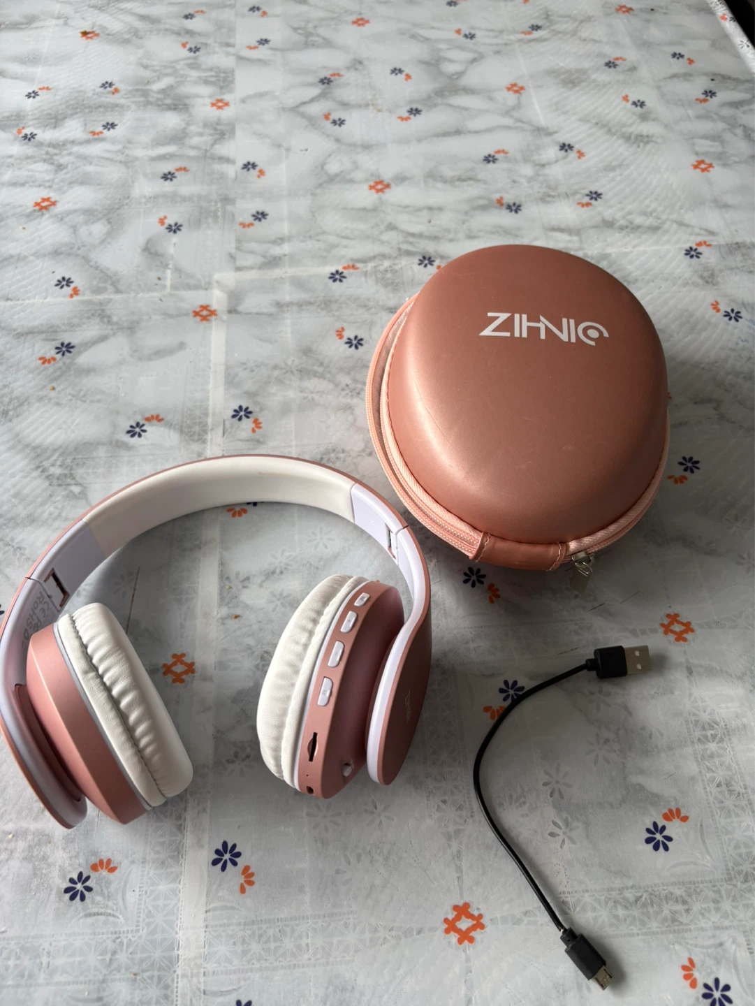 ZIHNIC Bluetooth Headphones