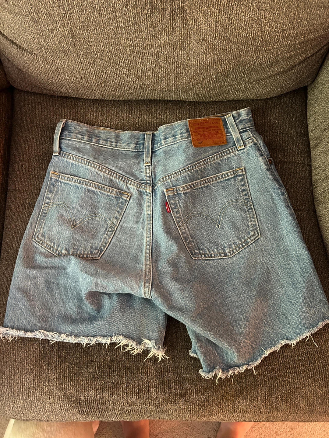 Levi's Women's Denim Shorts Size W27 - photo 2