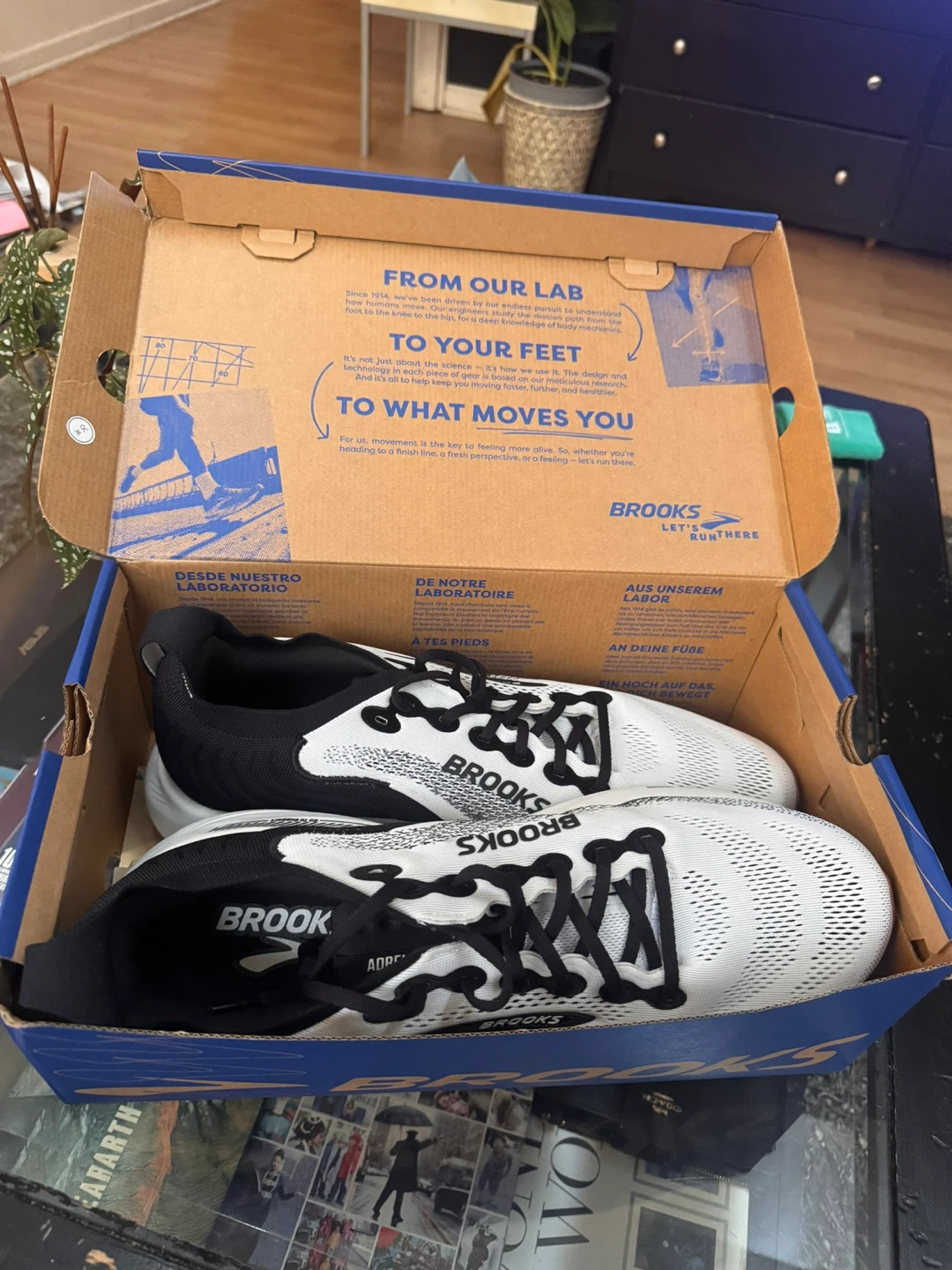 Brooks Adrenaline GTS 22 Men's Running Shoes - photo 2