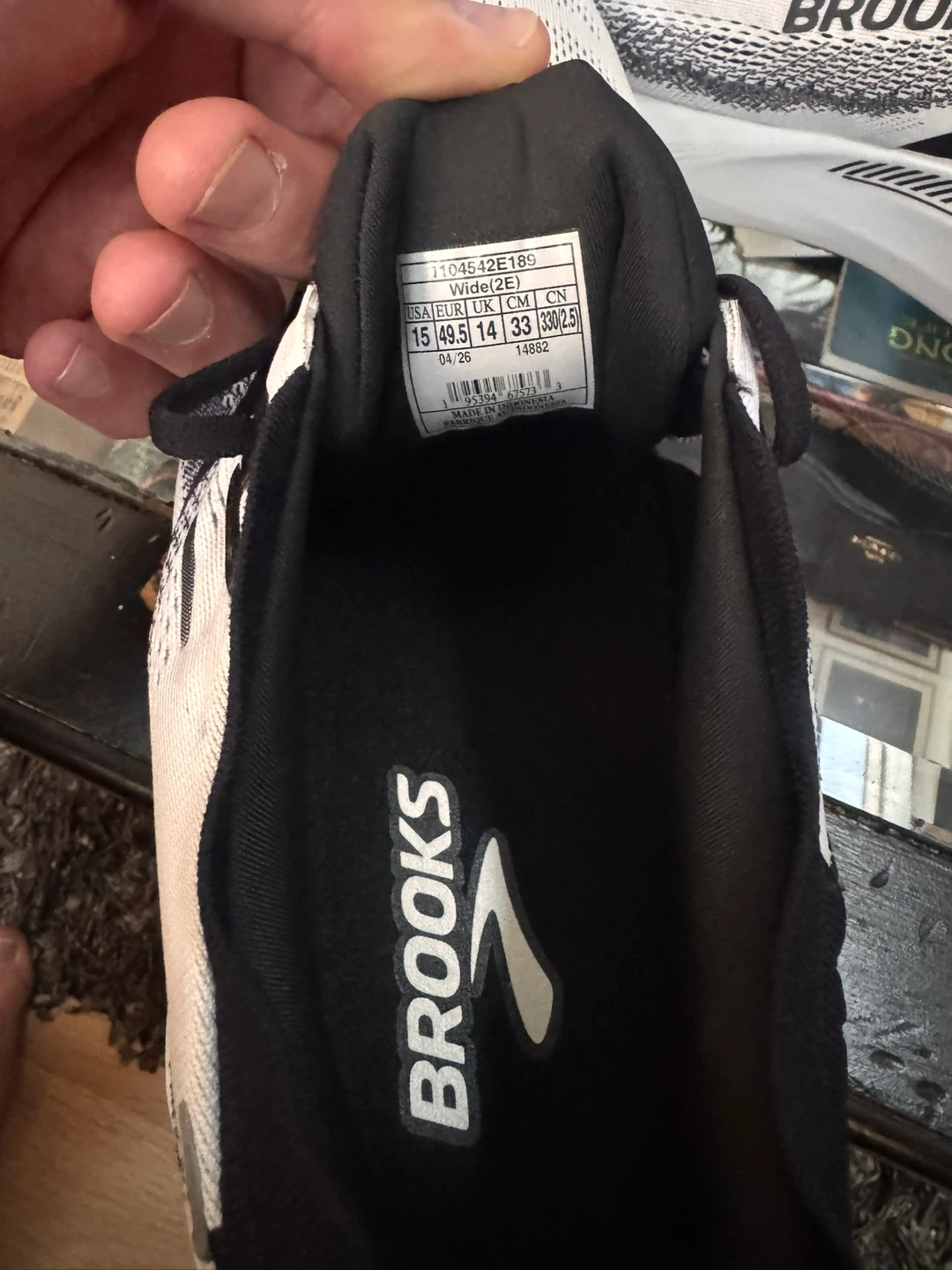 Brooks Adrenaline GTS 22 Men's Running Shoes - photo 4