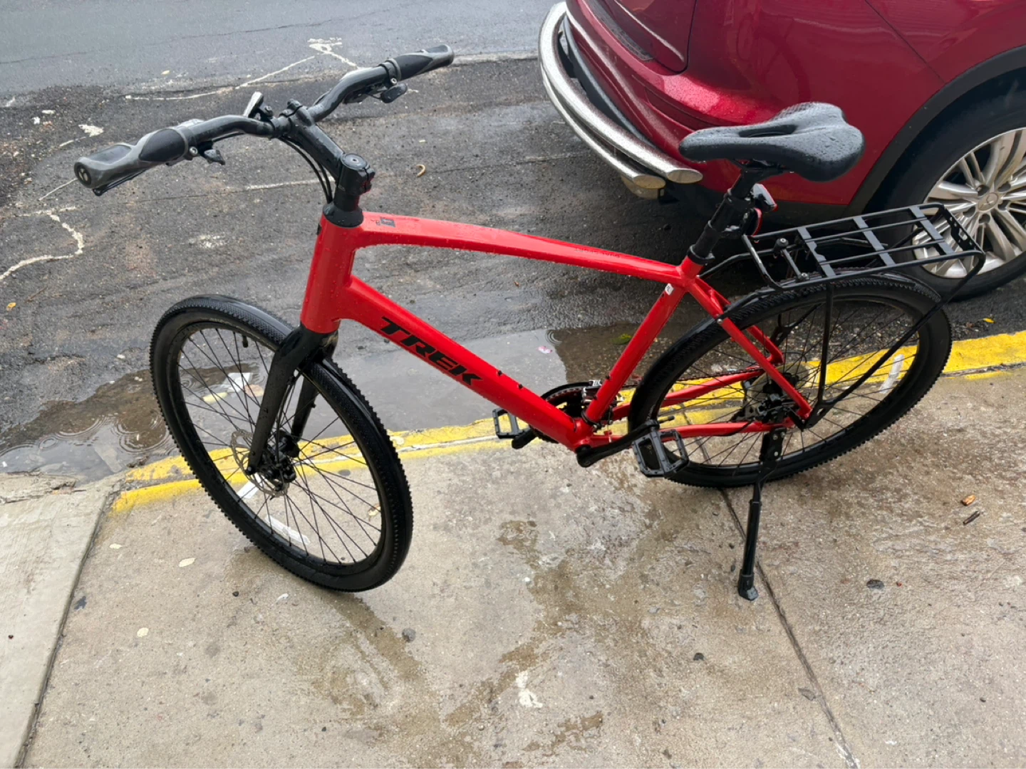 Trek Red Hybrid Bike with Rack - photo 5