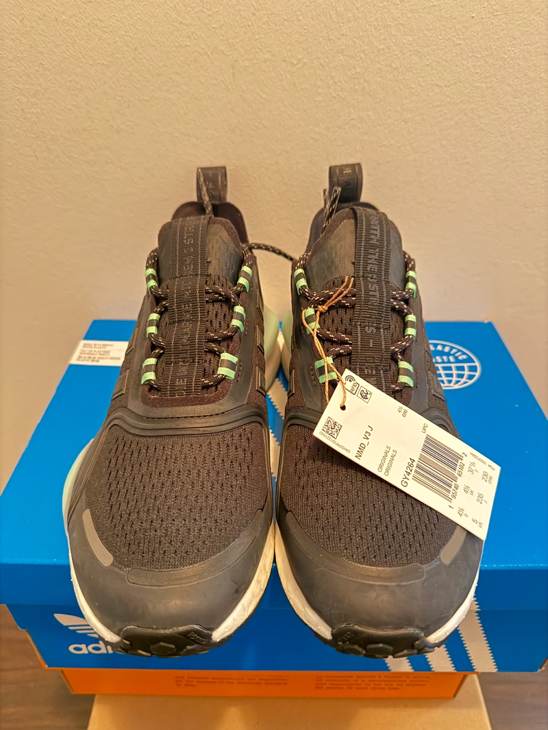 Adidas NMD V3 J Shoes - Black - photo 3