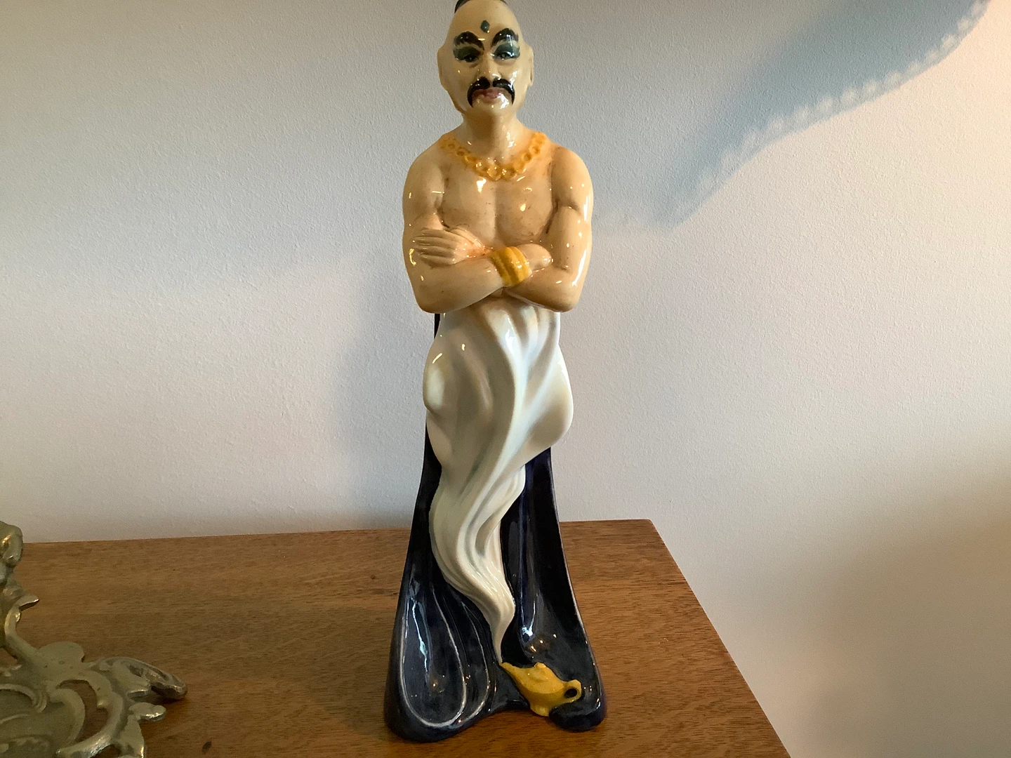 Royal Doulton’s Figurine “The Genie” - photo 2