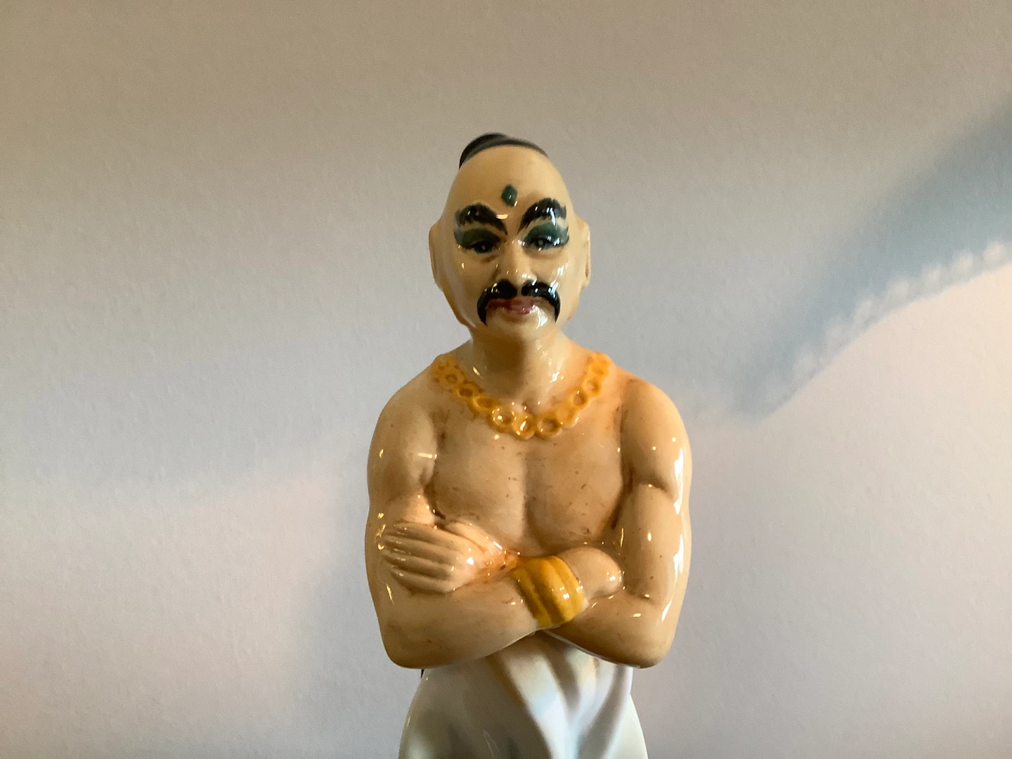 Royal Doulton’s Figurine “The Genie” - photo 3