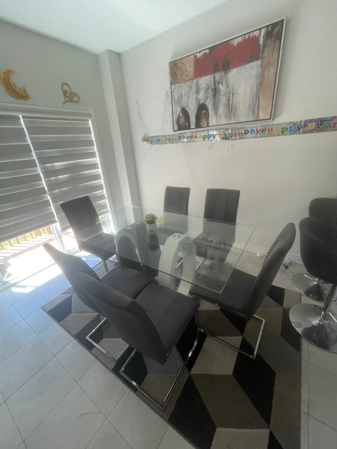 Glass dining table with 6 chairs - photo 4