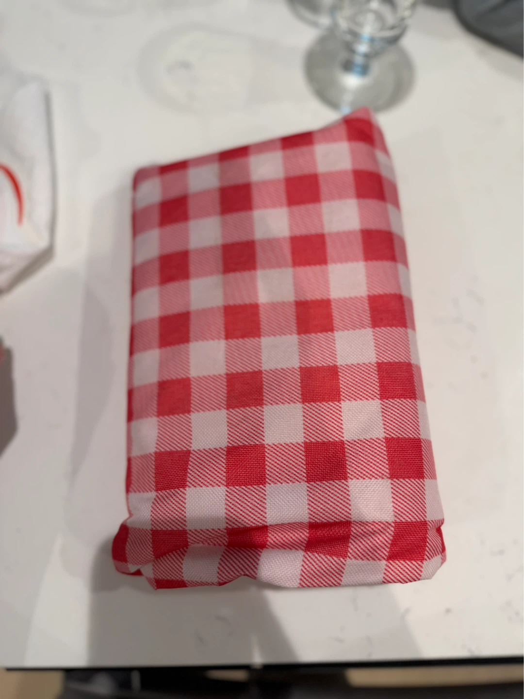 Red and White Gingham Picnic Blanket - photo 2