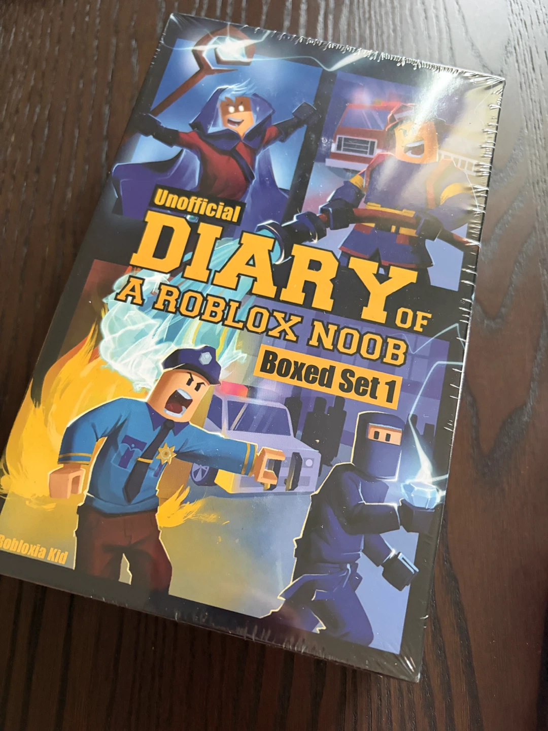 Unofficial Diary of a Roblox Noob Boxed Set 1