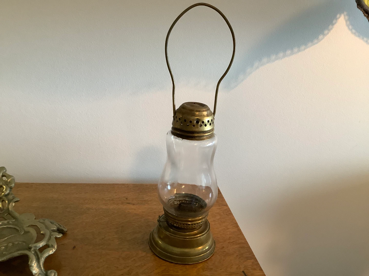 Antique Brass Oil/Kerosene Skater’s Lantern 🐞