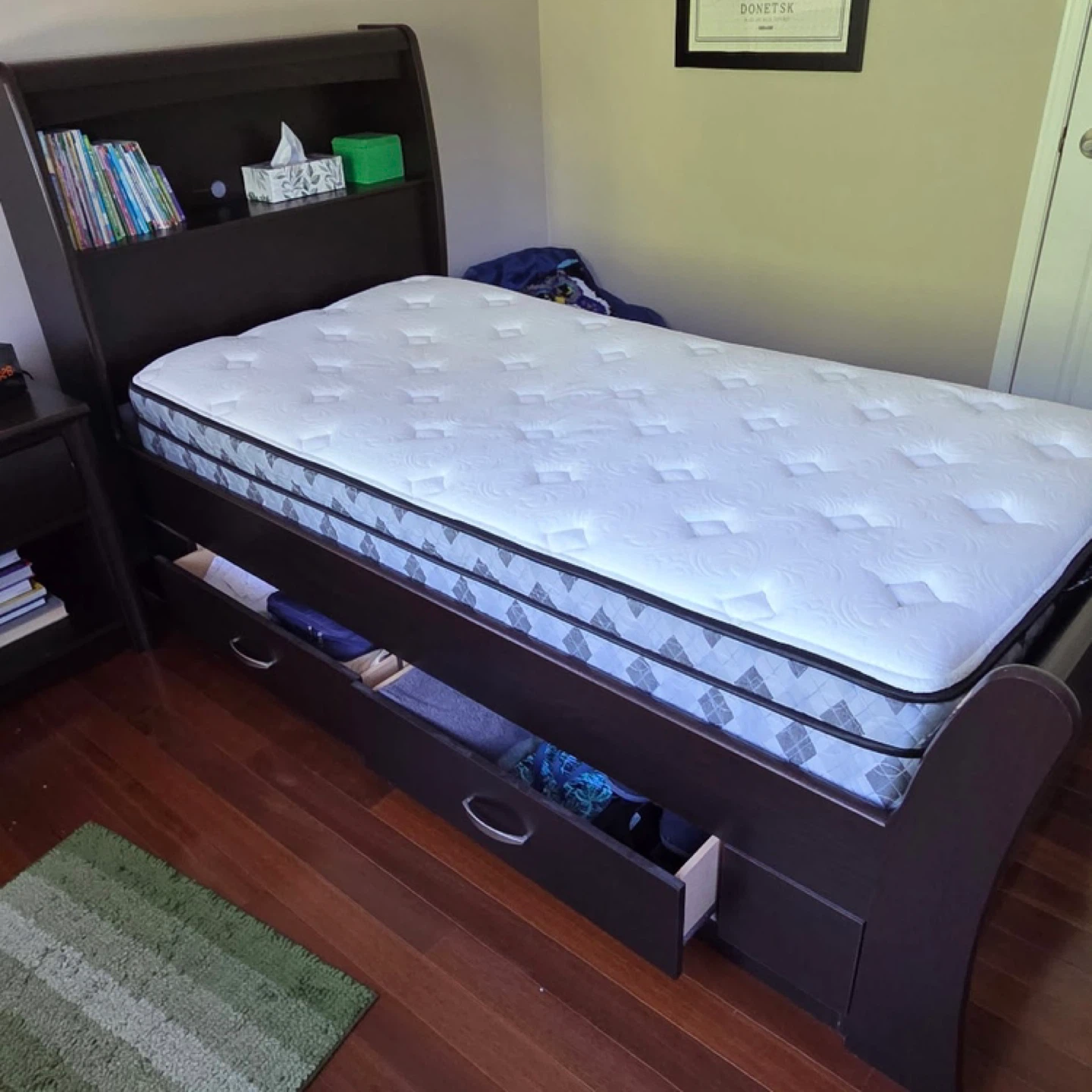 Twin bed with bookcase headboard - photo 2